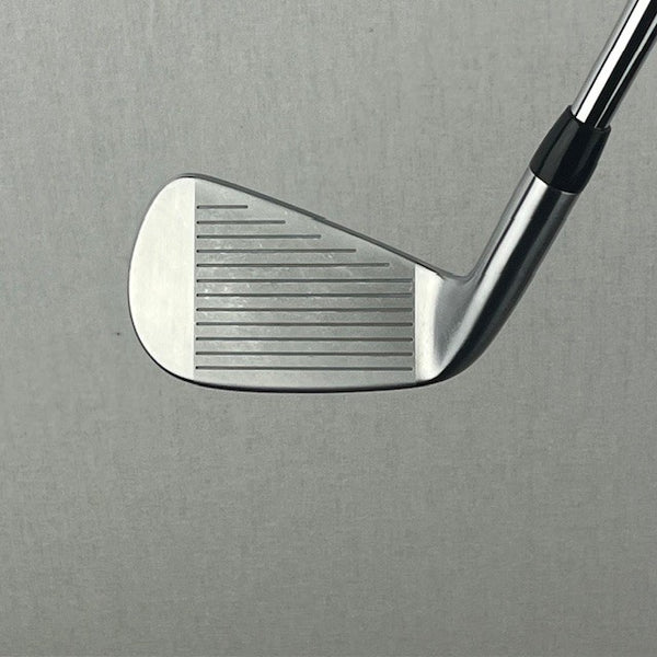 Titleist T100 (2023) Iron Set (5-PW, Stiff)