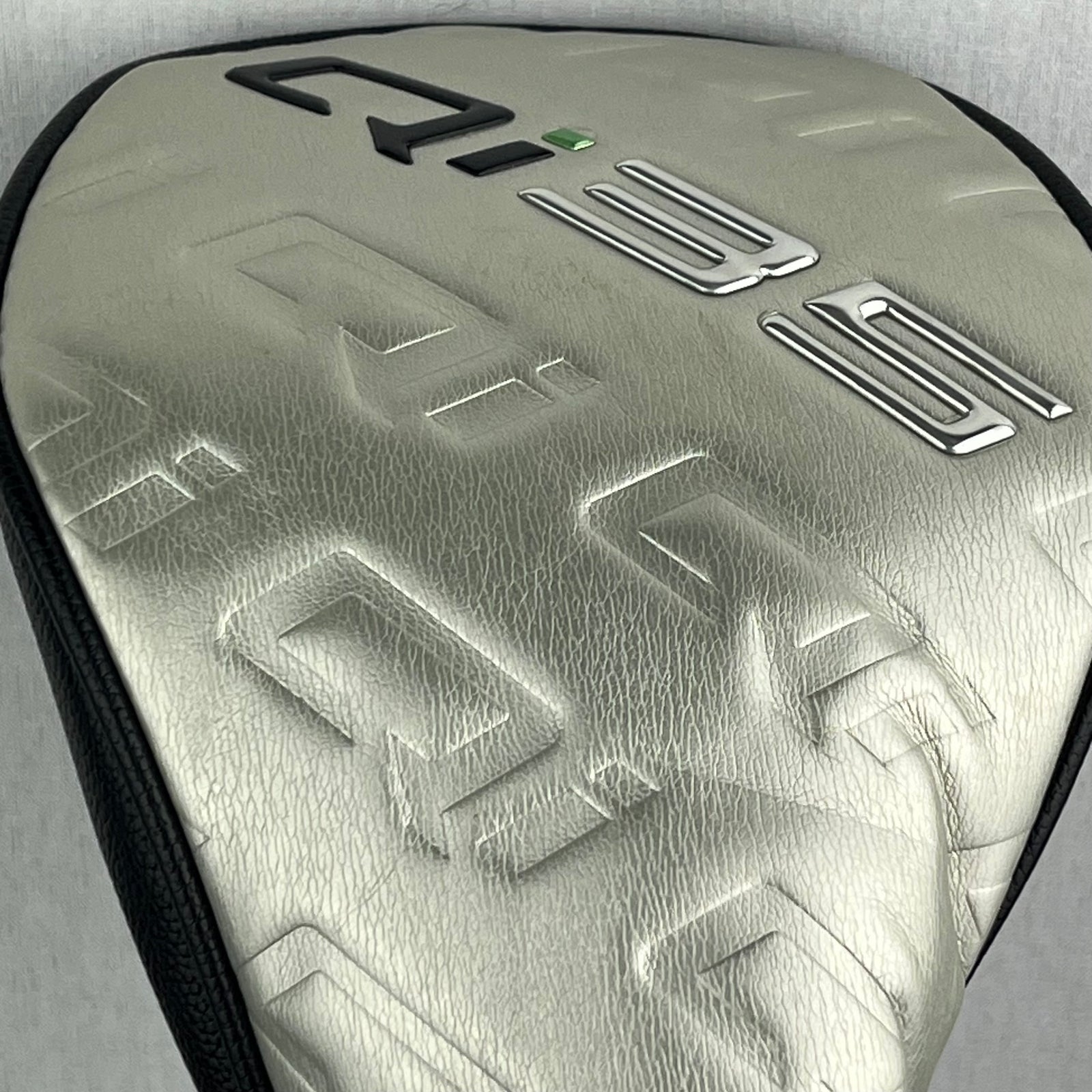TaylorMade Qi35 Driver (10.5 Stiff)