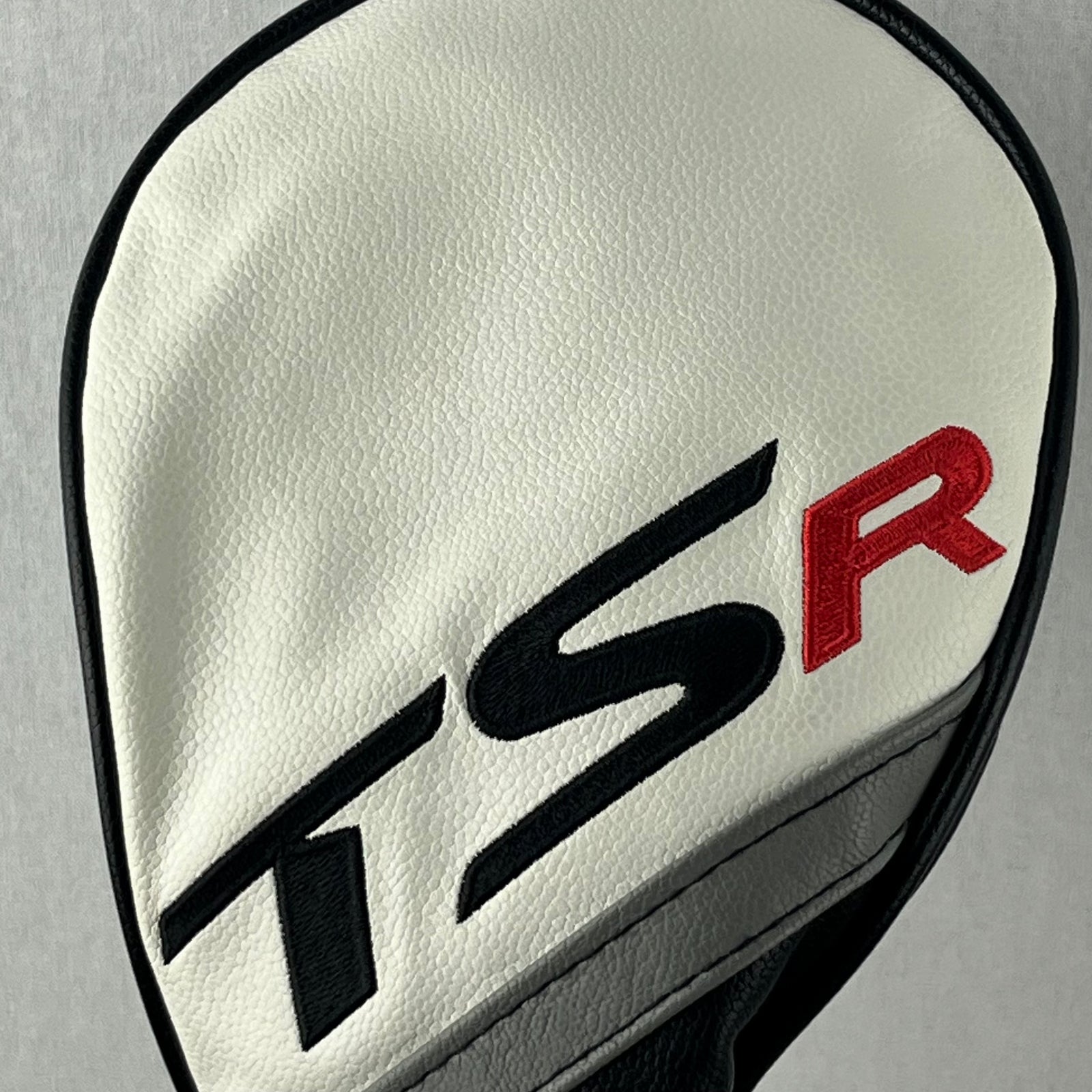 Titleist TSR1 Driver (10 STIFF)