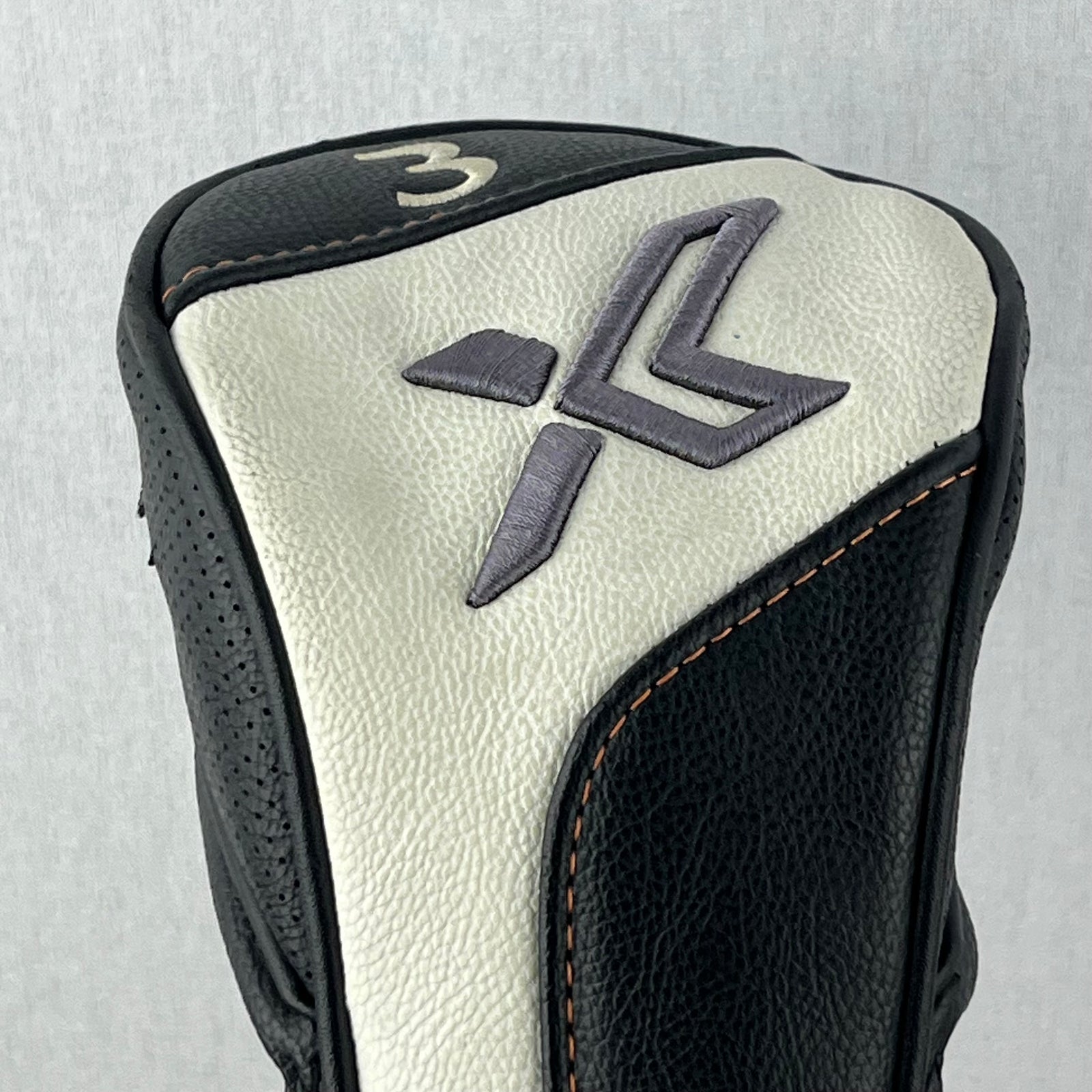 XXIO 11 X 3W (15 STIFF)