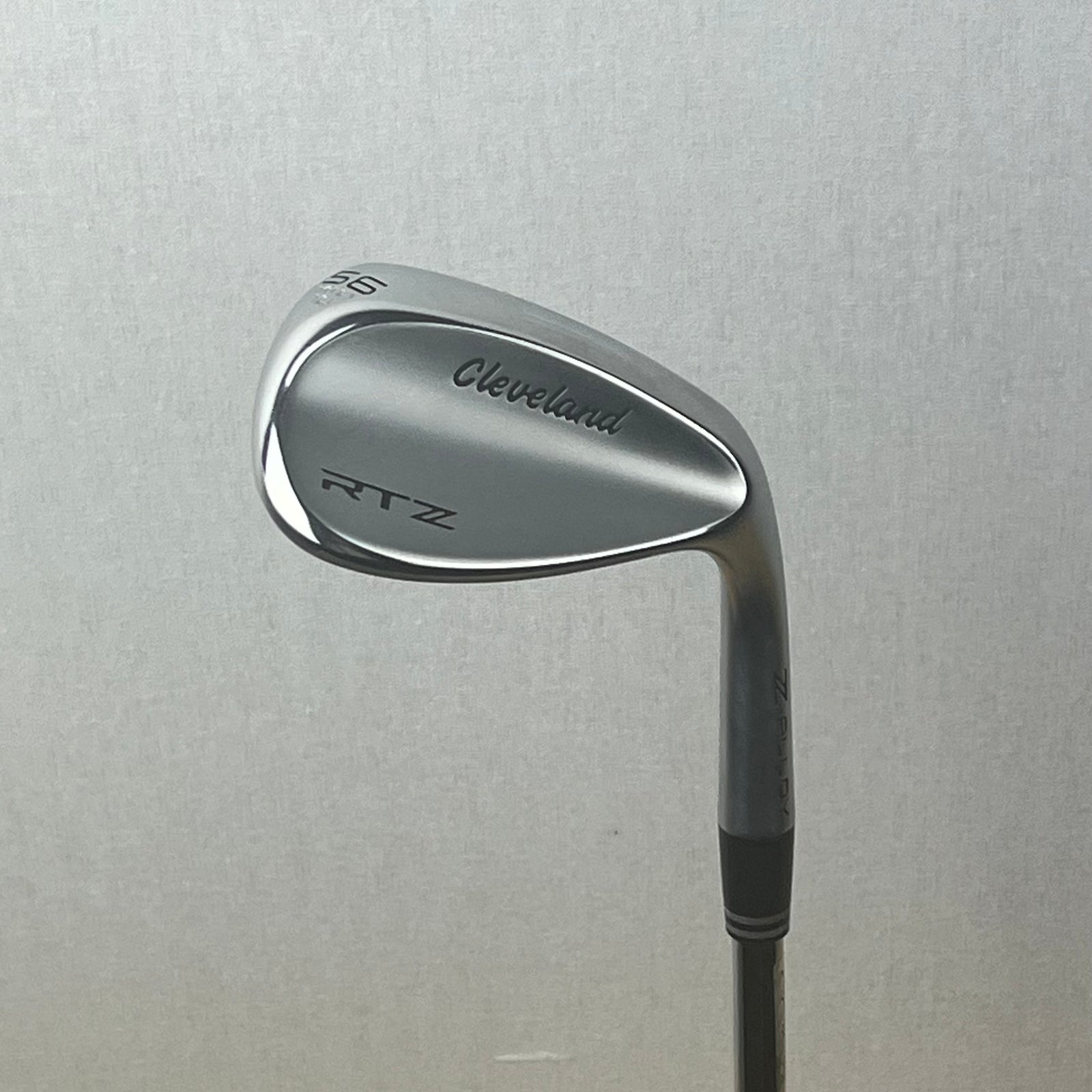 Cleveland RTX Zipcore Tour Chrome Wedge 56 MID 10