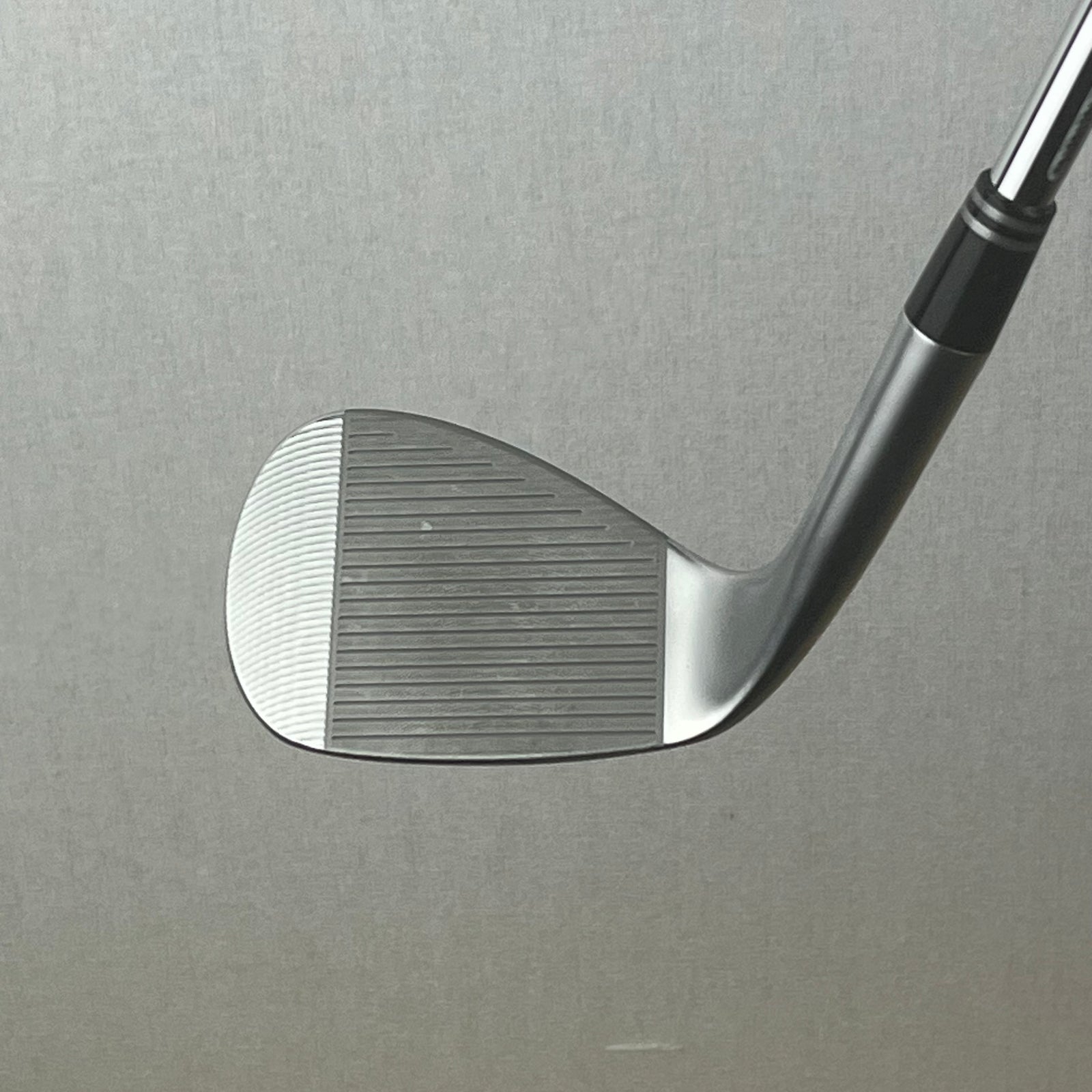 Cleveland RTX Zipcore Tour Chrome Wedge 56 MID 10