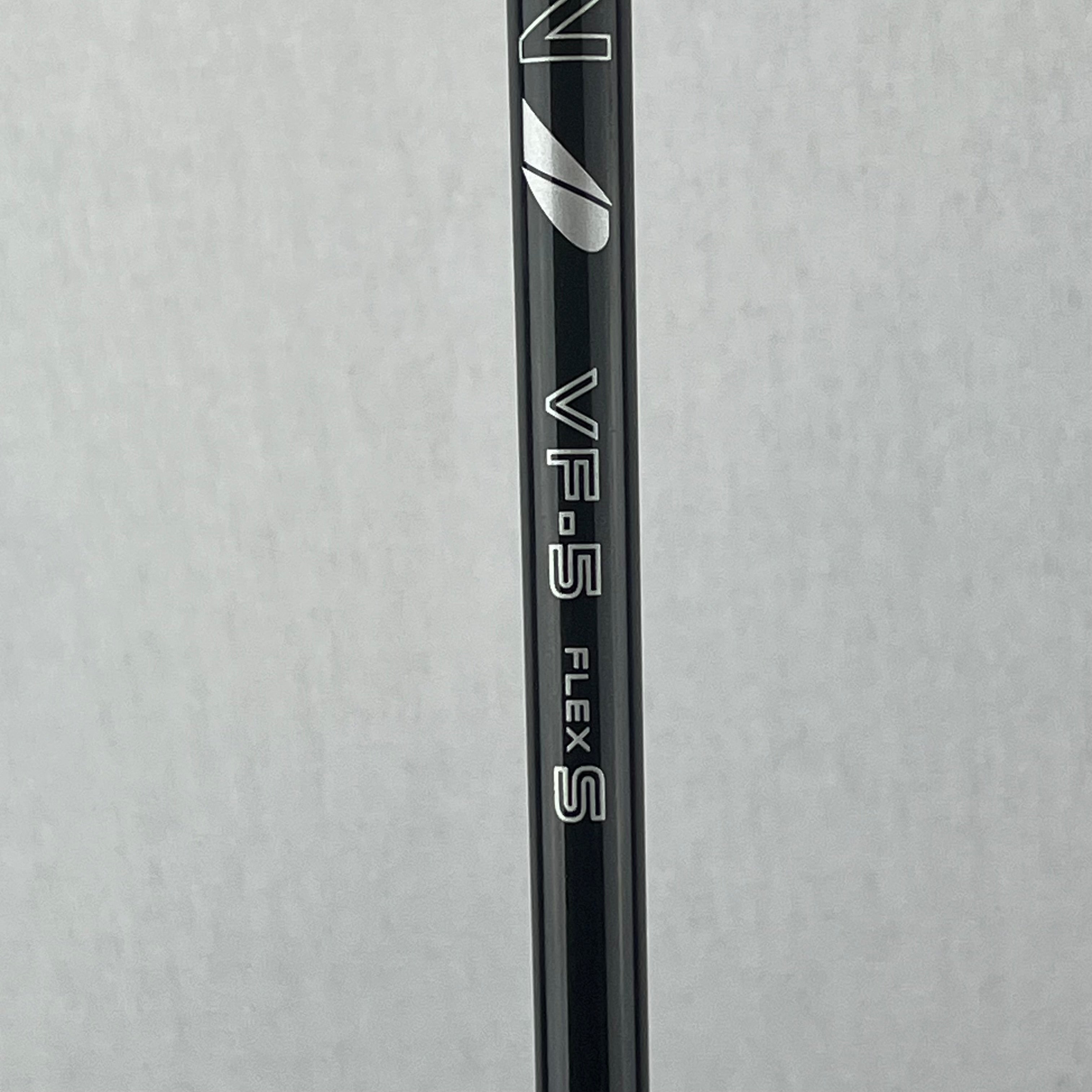 Graphite Design Tour AD VF-5 Driver Shaft (Titleist Sleeve) – Nice