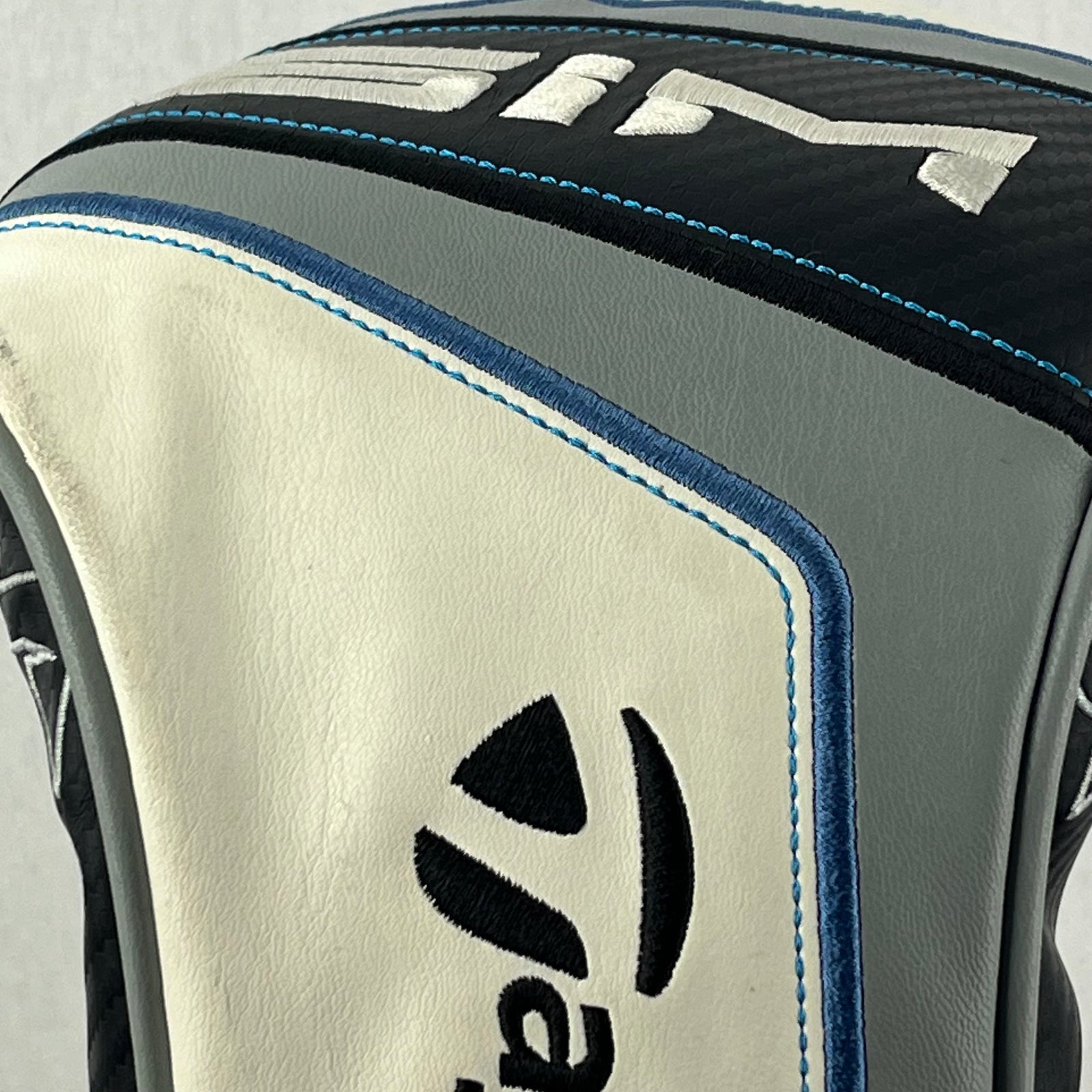 TaylorMade SIM Max-D Driver (9° Stiff)