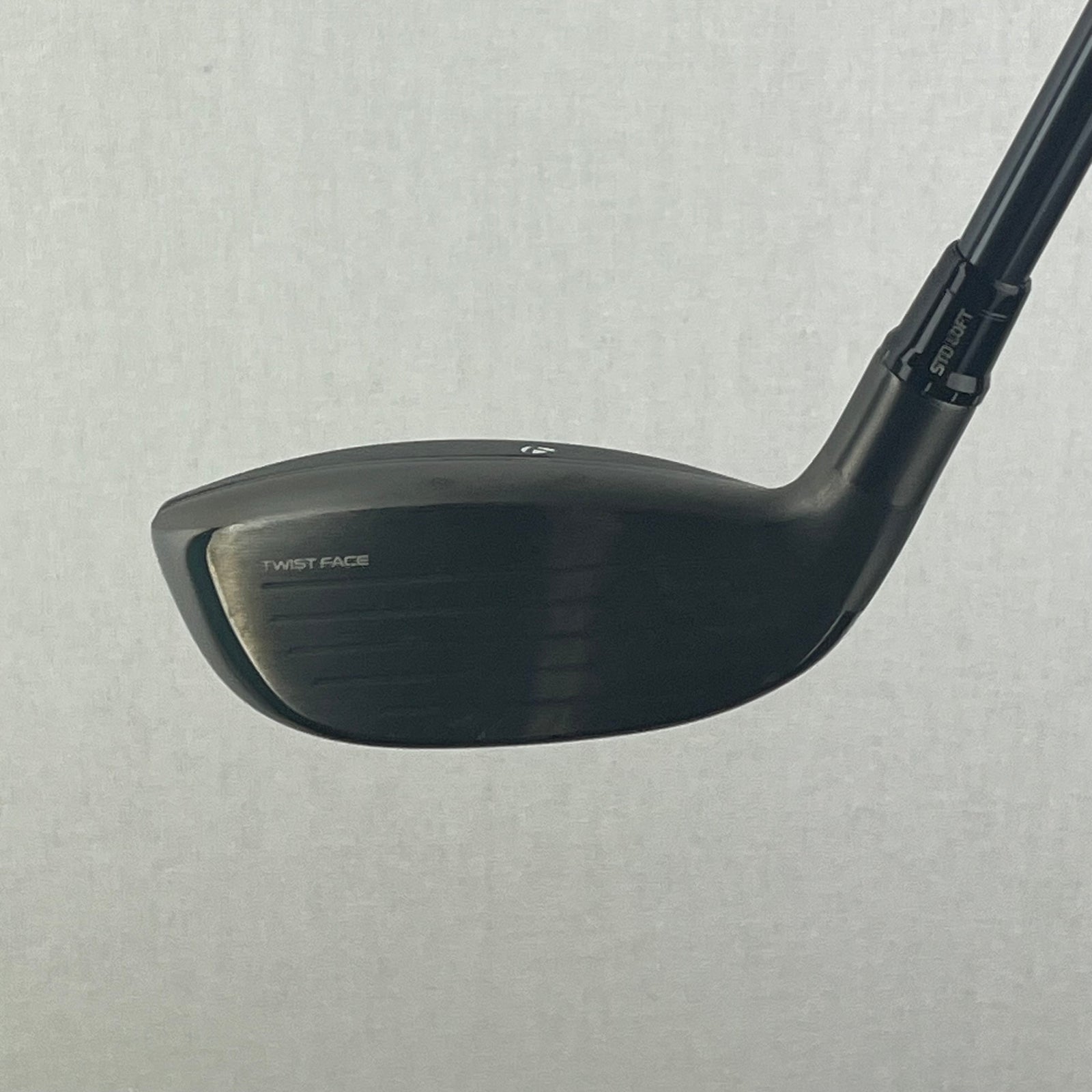 TaylorMade Qi35 4 Hybrid (22 Stiff)
